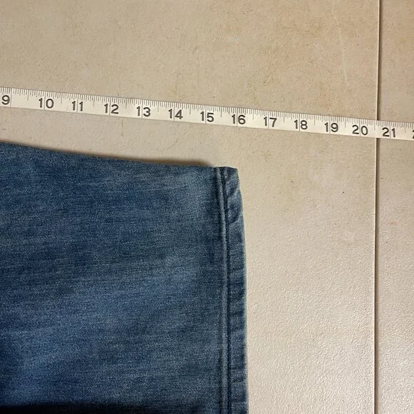 CJ Banks Denim Bermuda Shorts with Embellished Pockets โ Size 24W - Picture 10 of 11